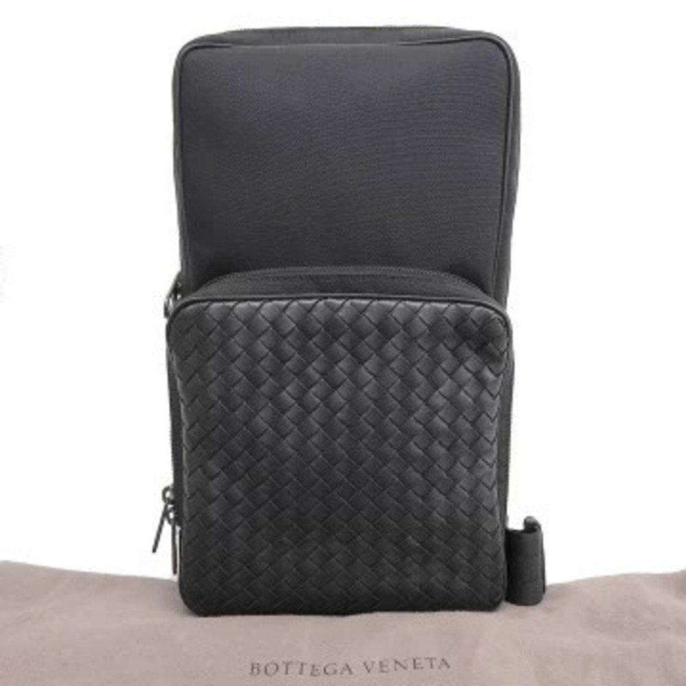 Bottega Veneta Intrecciato Body Bag Leather Canvas Black
